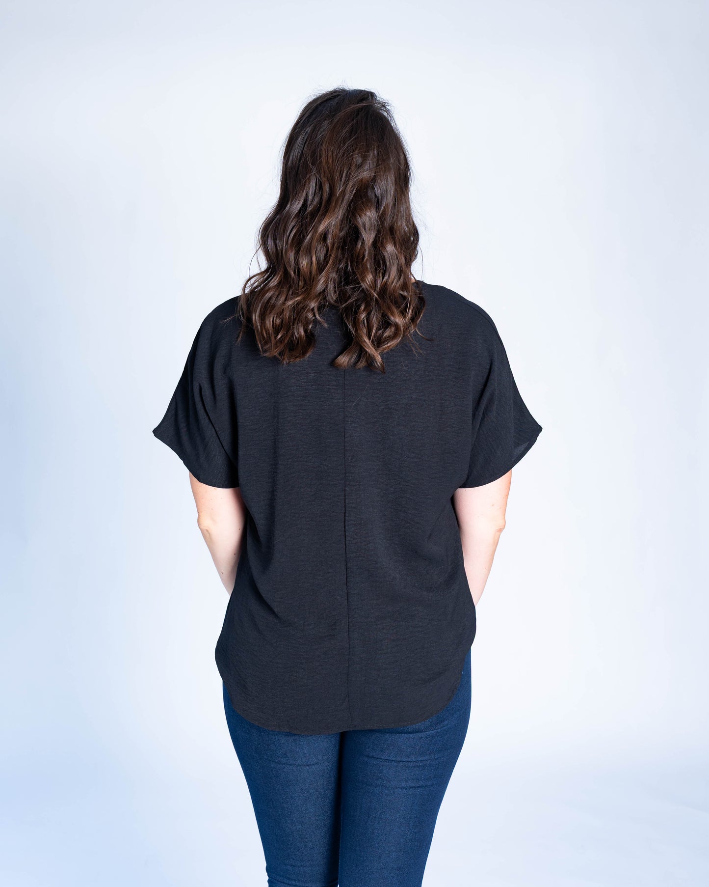 BLUSA AGUSTINA DOS BOTONES NEGRA